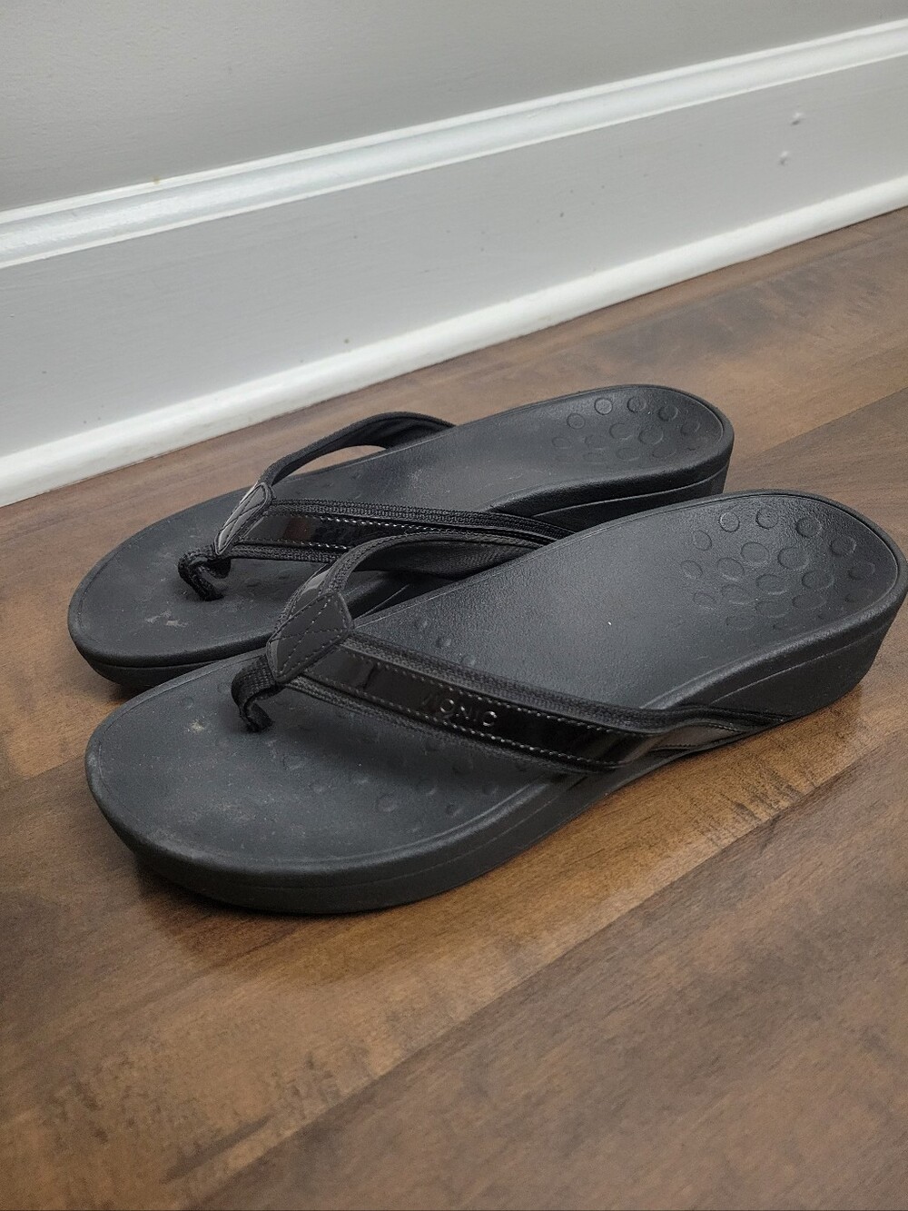 Vionic Women's High Tide Flip Flop Sandals Black Size 10 Platform Support